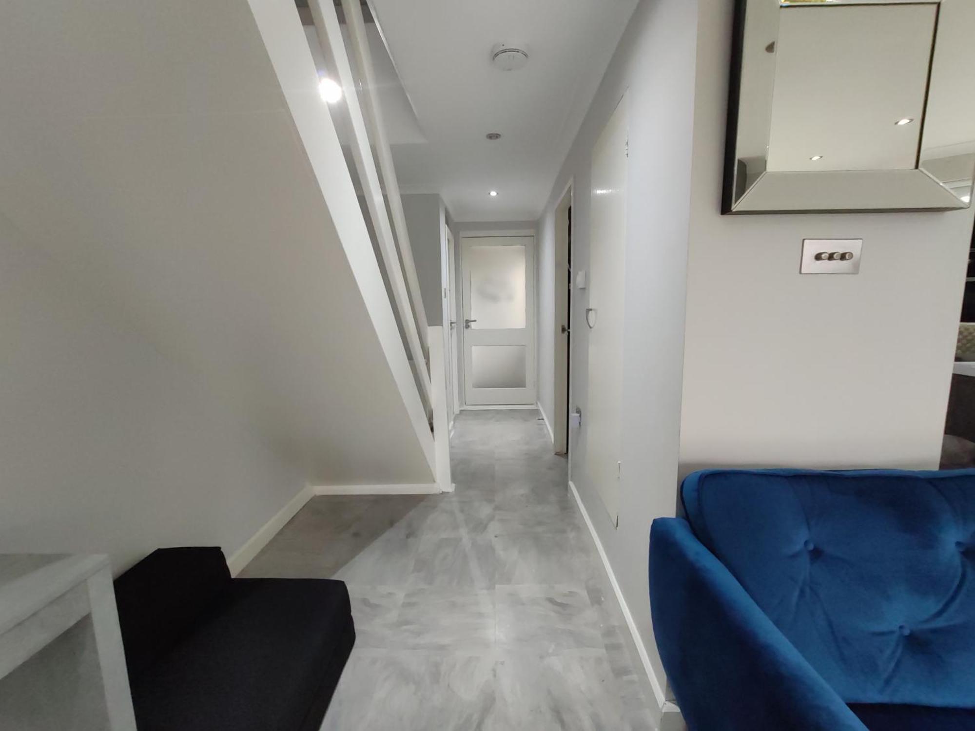 Elegant 3-Bedroom Home, Sleeps Up To 5 Guest. South Ockendon Екстер'єр фото